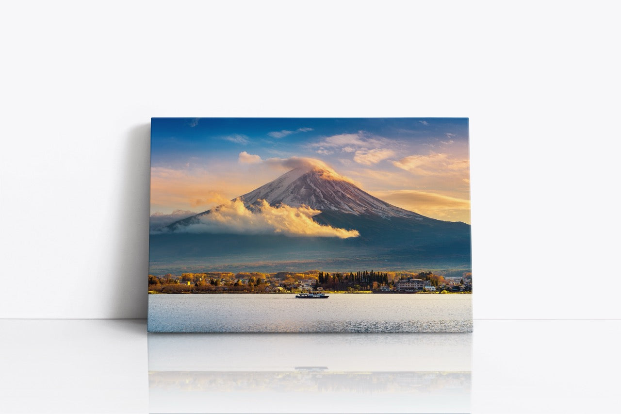 Tablouri Canvas Sat Montan III