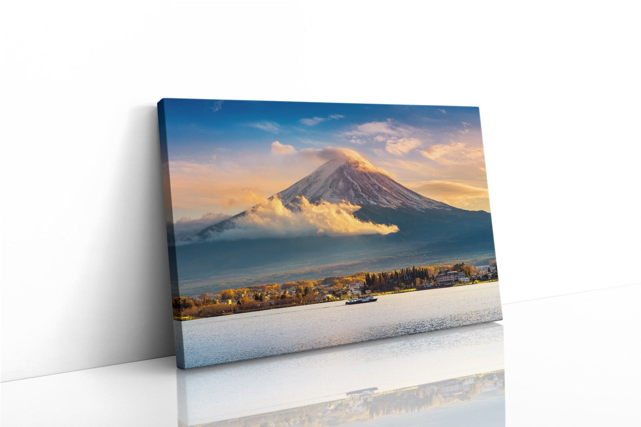 Tablouri Canvas Sat Montan III